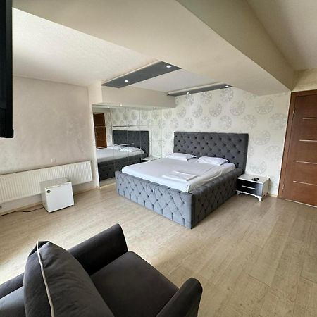 Hotel Pashtriku Gjakova Экстерьер фото