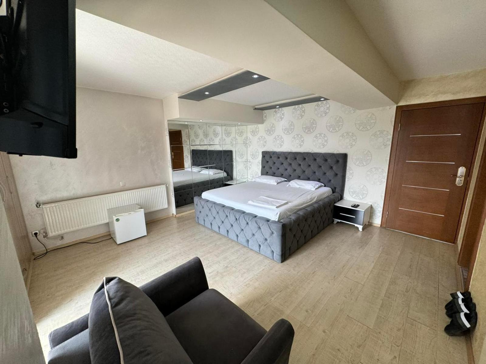 Hotel Pashtriku Gjakova Экстерьер фото