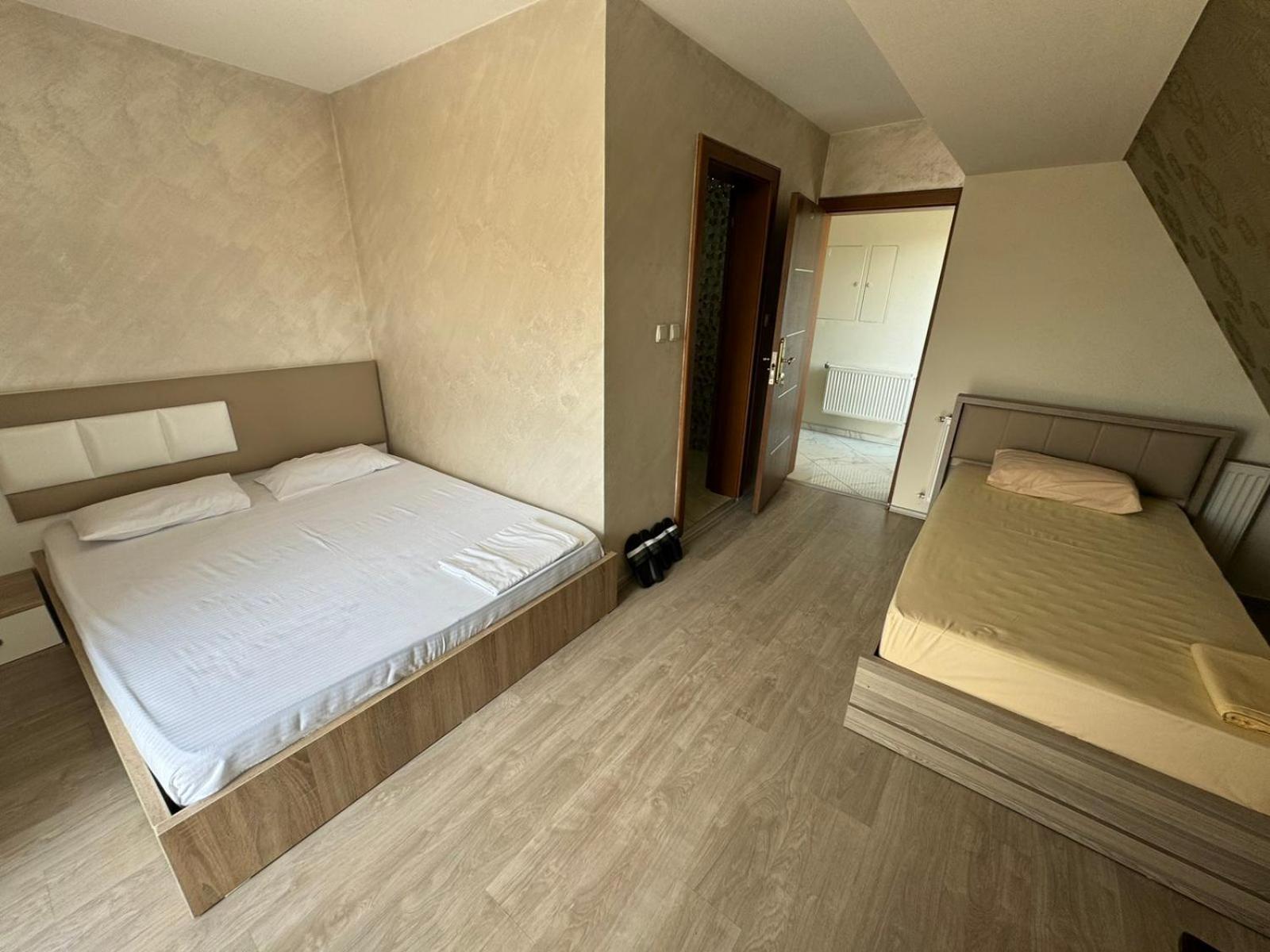Hotel Pashtriku Gjakova Экстерьер фото