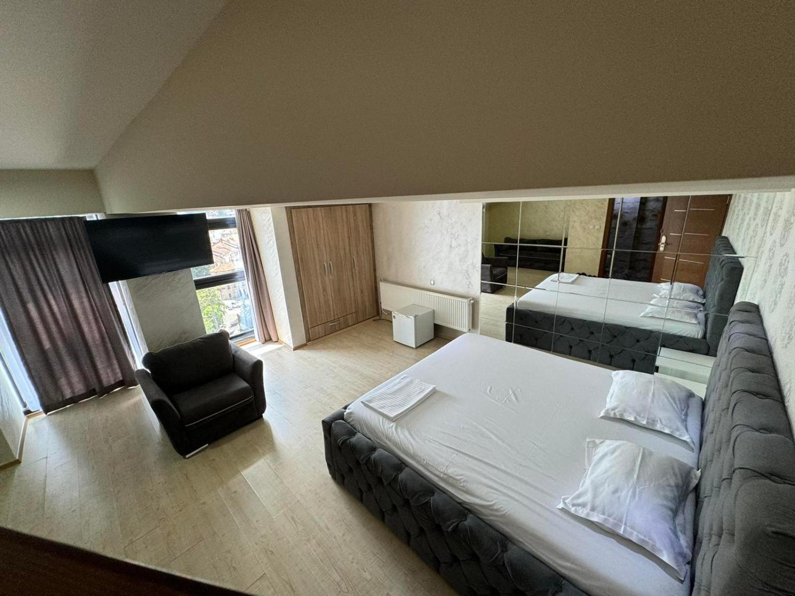 Hotel Pashtriku Gjakova Экстерьер фото